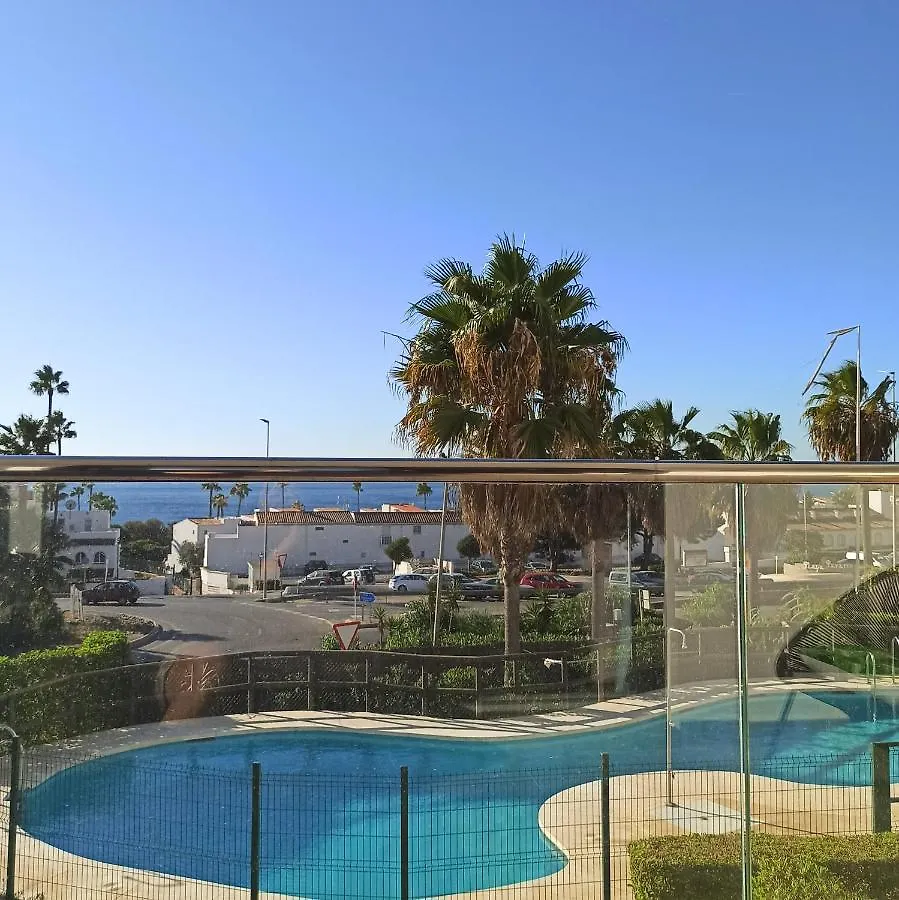 La Paloma Beach Apartment With Pool By Casa Del Sol Hr Manilva 0*,  Spanyolország